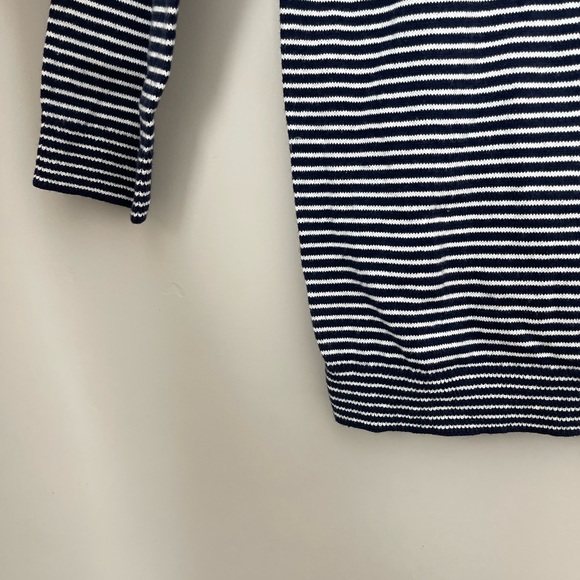NWT STRIPED GAP SWEATER - Picture 4 of 6